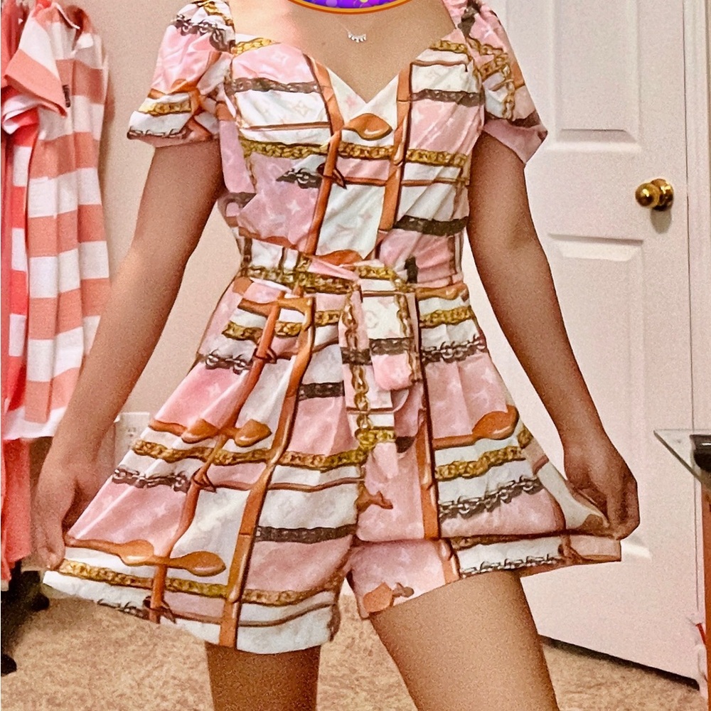 Romper - Picture 2 of 3